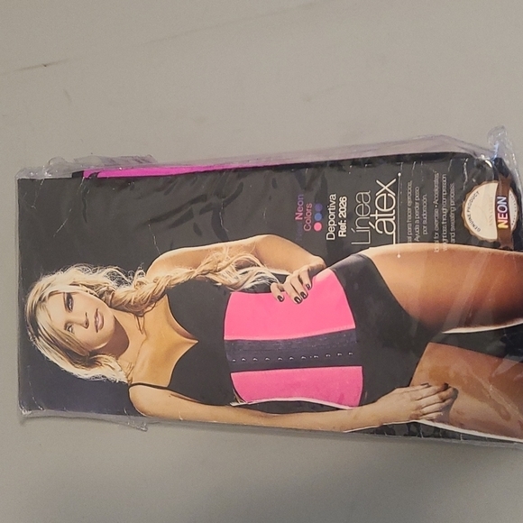 Ann Chery Other - 𝅺nwt Pink latex corset/waist trainer sz 38